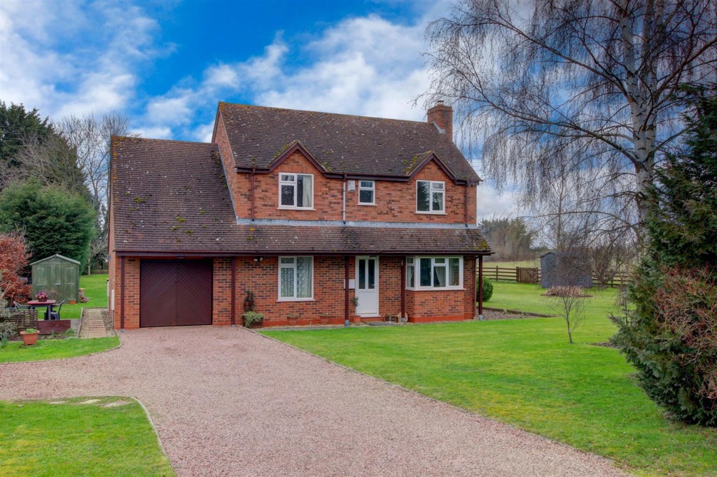 Badsey Fields Lane, Badsey, Evesham, 3 bedroom, House Detached