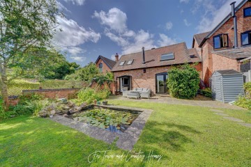 image of 15, Holt Castle Barns, Holt